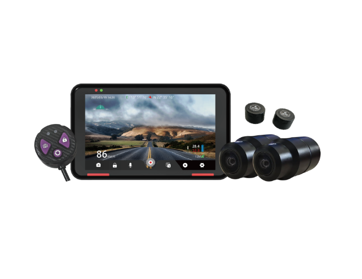 Smart Multitasking--Aquarius Dash camera 1